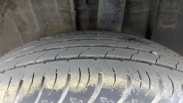 Second-hand 2021 Nissan Magnite XV Premium for sale in Hyderabad-35