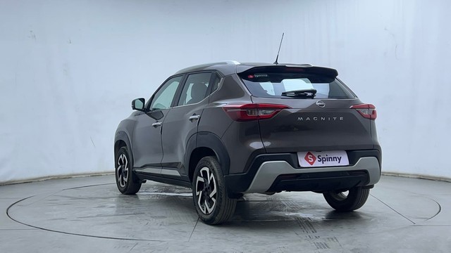 Second-hand 2021 Nissan Magnite XV Premium for sale in Hyderabad-5