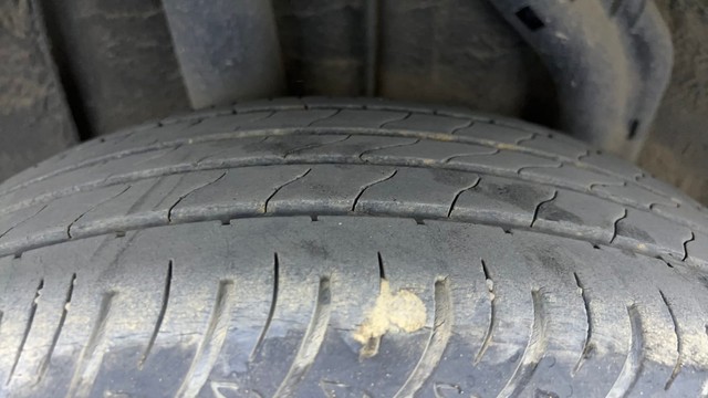 Second-hand 2021 Nissan Magnite XV Premium for sale in Hyderabad-23