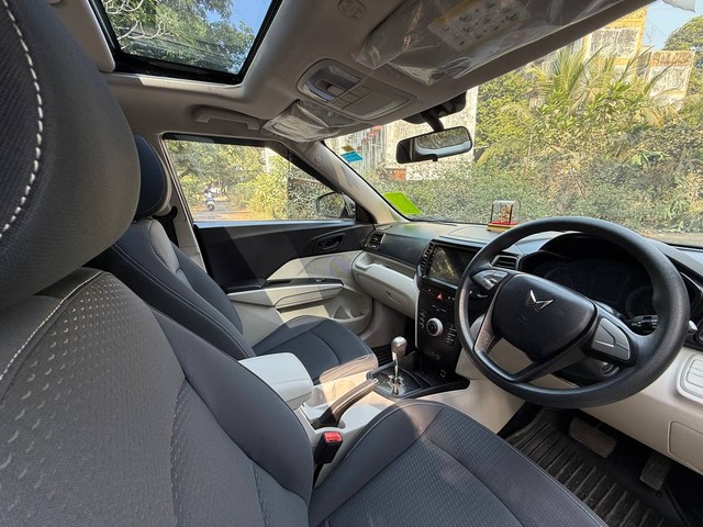 Second-hand 2024 Mahindra XUV300 W6 AMT for sale in Mumbai-9