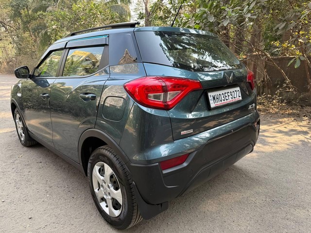 Second-hand 2024 Mahindra XUV300 W6 AMT for sale in Mumbai-8