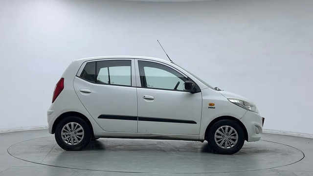 Second-hand 2013 Hyundai i10 Sportz 1.1L for sale in Ghaziabad-2