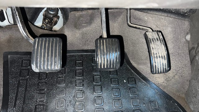 Second-hand 2013 Hyundai i10 Sportz 1.1L for sale in Ghaziabad-14