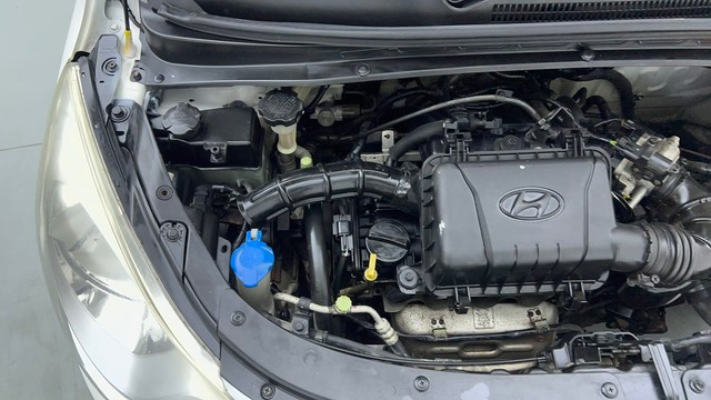 Second-hand 2013 Hyundai i10 Sportz 1.1L for sale in Ghaziabad-37