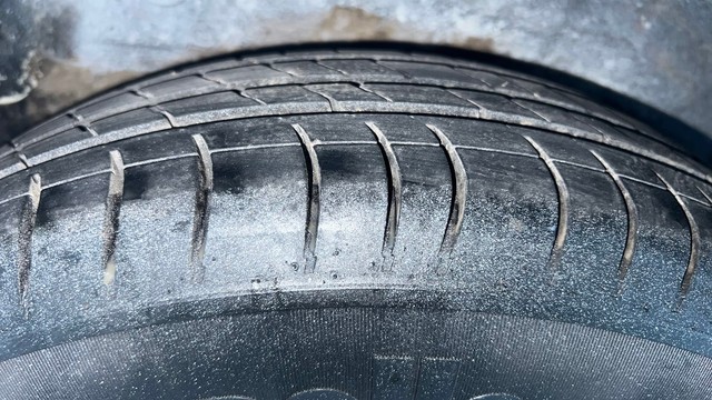 Second-hand 2013 Hyundai i10 Sportz 1.1L for sale in Ghaziabad-33