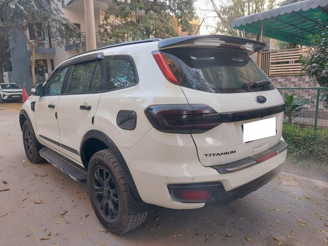 Second-hand 2020 Ford Endeavour Titanium Plus 4X4 for sale in New Delhi-8