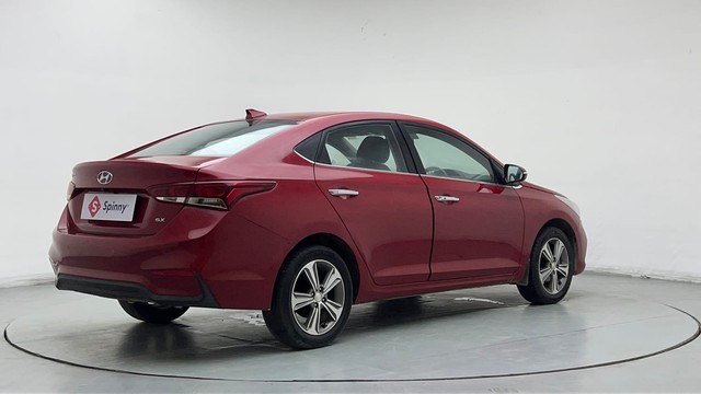 Second-hand 2018 Hyundai Verna 1.6 VTVT SX for sale in Gurgaon-3