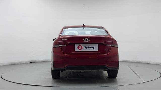 Second-hand 2018 Hyundai Verna 1.6 VTVT SX for sale in Gurgaon-4