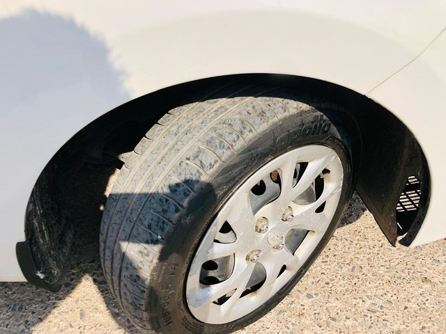 Second-hand 2017 Hyundai i10 Sportz 1.1L for sale in New Delhi-4