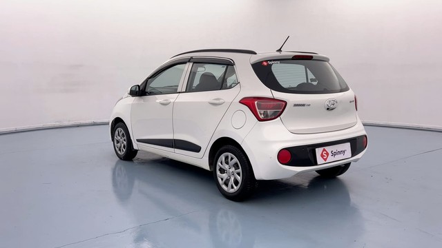 Second-hand 2018 Hyundai Grand i10 1.2 Kappa Sportz BSIV for sale in Lucknow-5