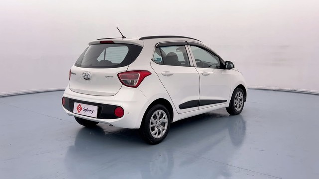 Second-hand 2018 Hyundai Grand i10 1.2 Kappa Sportz BSIV for sale in Lucknow-3
