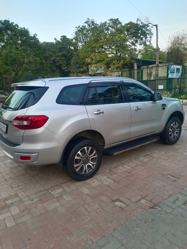 Second-hand 2019 Ford Endeavour 3.2 Titanium AT 4X4 for sale in New Delhi-2