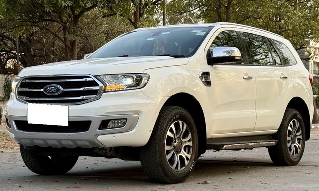 Second-hand 2021 Ford Endeavour Titanium Plus 4X4 AT for sale in New Delhi-4