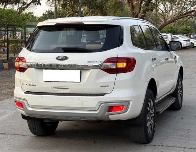 Second-hand 2021 Ford Endeavour Titanium Plus 4X4 AT for sale in New Delhi-2