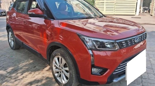 Second-hand 2019 Mahindra XUV300 W8 BSVI for sale in Lucknow-0