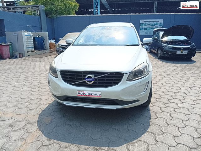 Second-hand 2015 Volvo XC60 D4 Kinetic for sale in Guntur-0