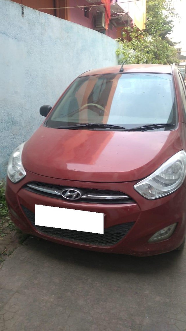 Second-hand 2013 Hyundai i10 Era for sale in Patna-0