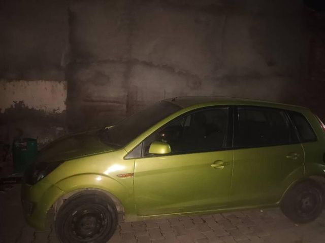 Ford Figo Diesel Titanium Second-hand 2014 Ford Figo Diesel Titanium for sale in Karnal
