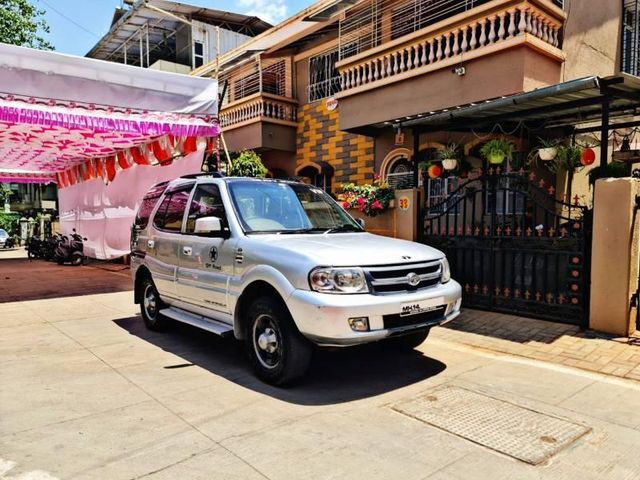 Tata Safari DICOR 2.2 EX 4x2 BS IV Second-hand 2011 Tata Safari DICOR 2.2 EX 4x2 BS IV for sale in Miraj