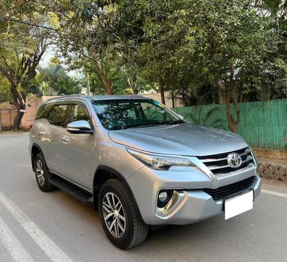 2016 Toyota Fortuner 4x2 Manual