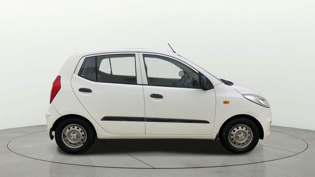 Second-hand 2013 Hyundai i10 Magna 1.1L for sale in Vadodara