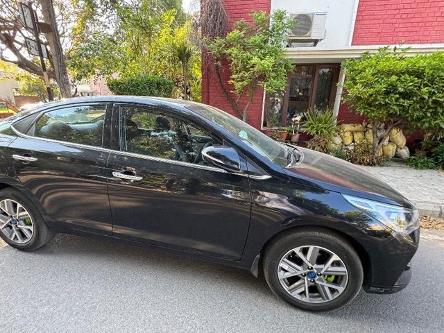 Second-hand 2022 Hyundai Verna SX Diesel for sale in Firozpur-0