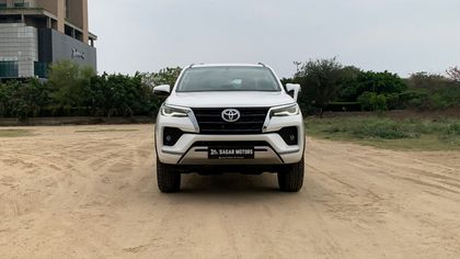 2026 Toyota Fortuner 4X2 AT