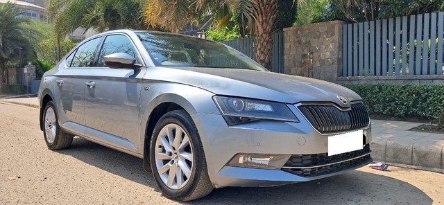 Second-hand 2016 Skoda Superb LK 1.8 TSI AT for sale in New Delhi-0