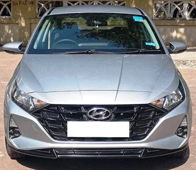 Second-hand 2021 Hyundai i20 Sportz IVT BSVI for sale in Mira Road-0