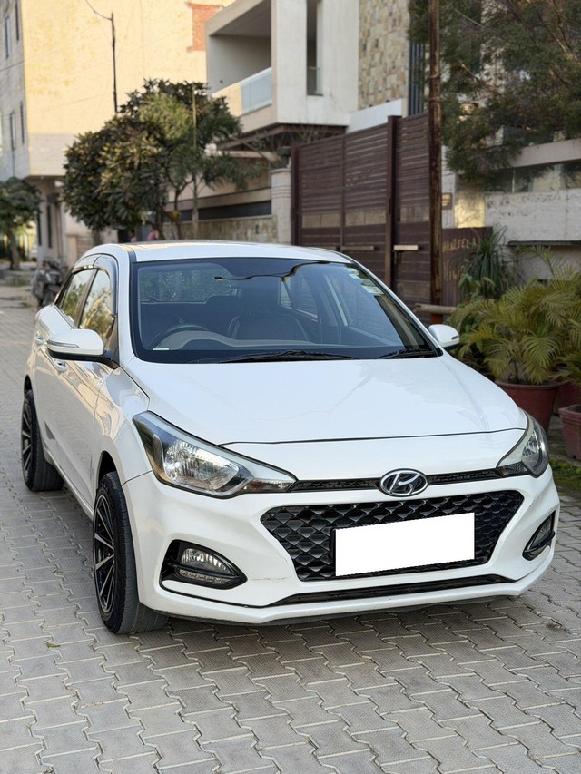 Second-hand 2018 Hyundai i20 1.4 Sportz for sale in Ludhiana-0