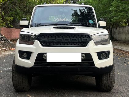2020 Mahindra Scorpio S5