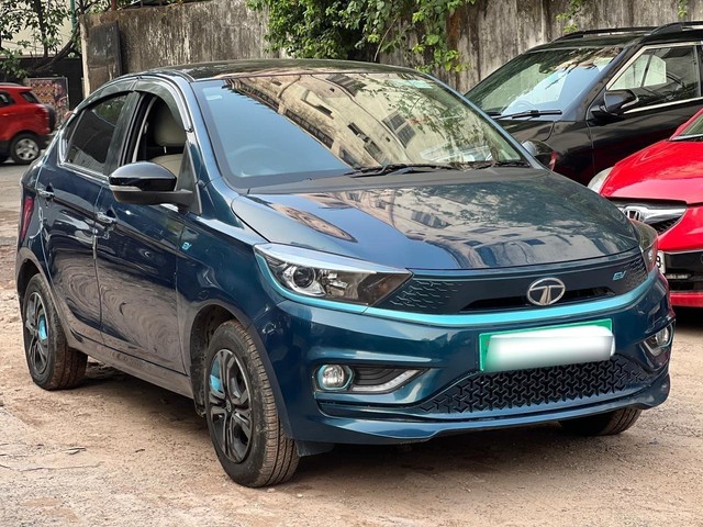 Tata Tigor EV XZ Plus LUX - Photo 2