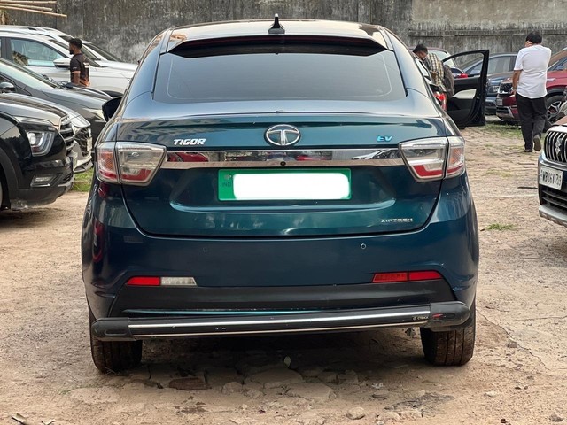 Tata Tigor EV XZ Plus LUX - Photo 3