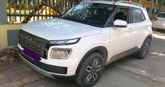 Hyundai Venue S Turbo DCT Second-hand 2022 Hyundai Venue S Turbo DCT for sale in Indore