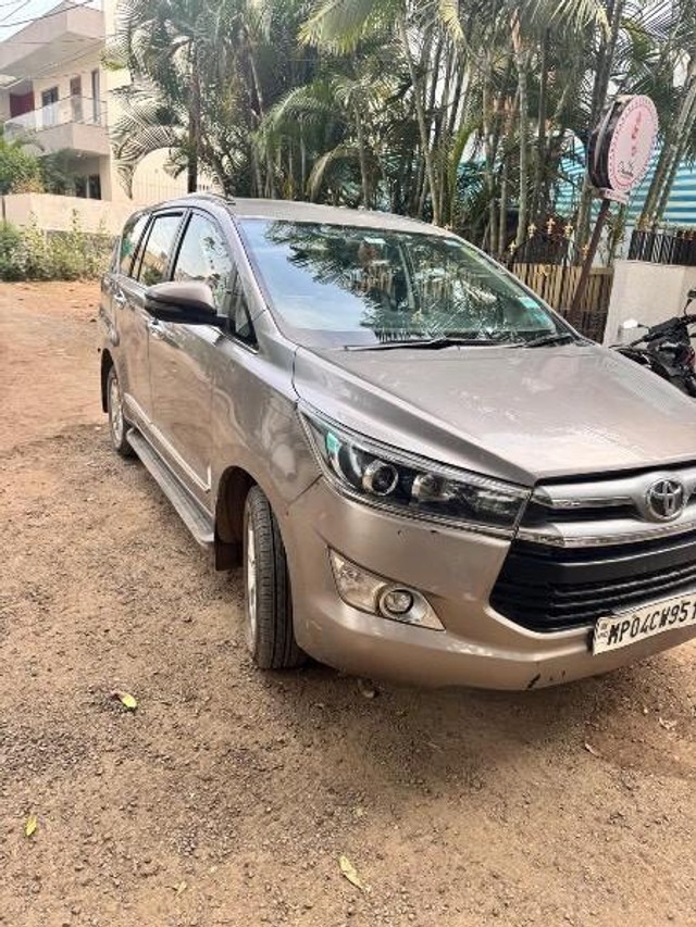 Second-hand 2019 Toyota Innova Crysta 2.4 GX MT BSIV for sale in Bhopal-0