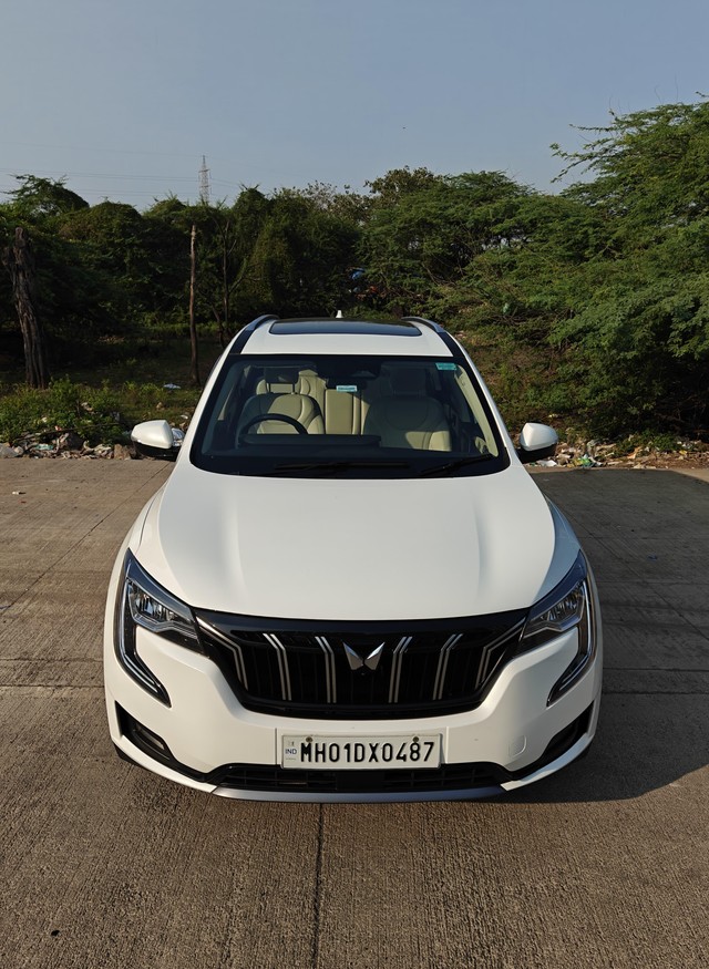 Second-hand 2021 Mahindra XUV700 AX7 AT BSVI for sale in Mumbai-0