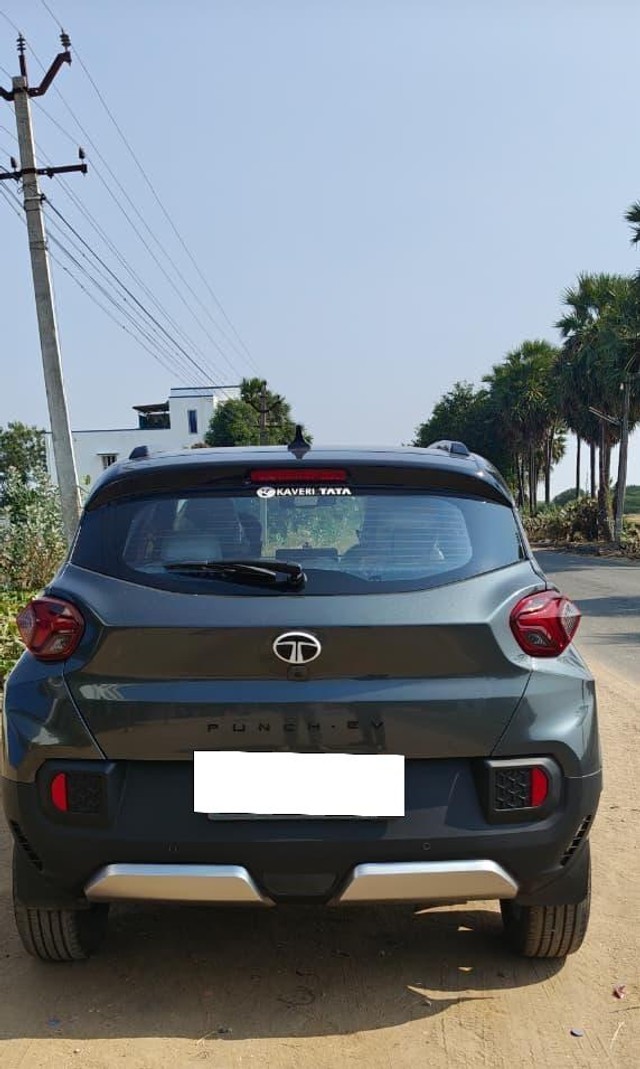 Tata Punch EV Empowered Plus S LR AC FC - Photo 3