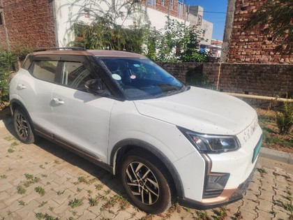 Mahindra XUV400 EV EL Fast Charger - Photo 1