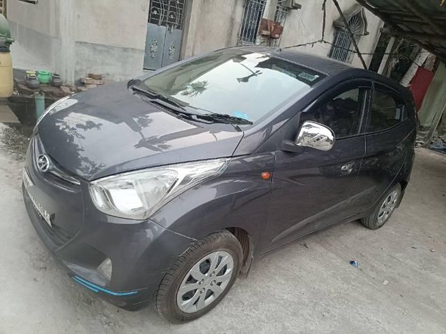 Second-hand 2018 Hyundai EON Magna Plus for sale in Howrah