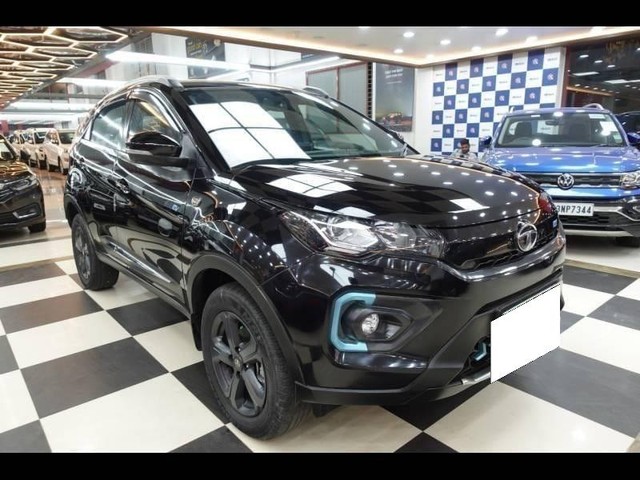 Tata Nexon EV XZ Plus Dark Edition - Photo 2