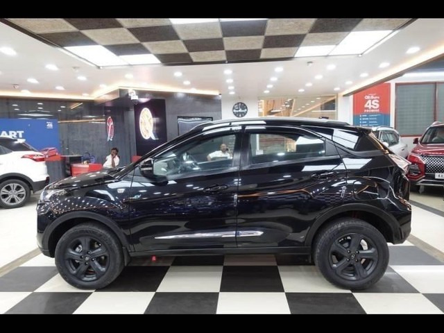 Tata Nexon EV XZ Plus Dark Edition - Photo 5