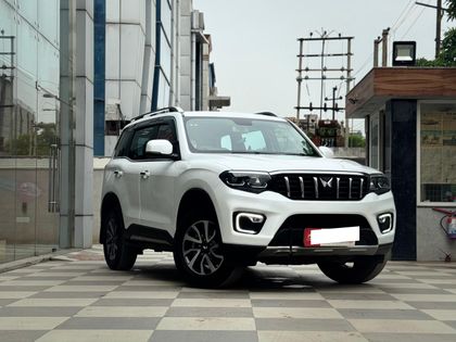 2023 Mahindra Scorpio N Z8L AT 2023-2025