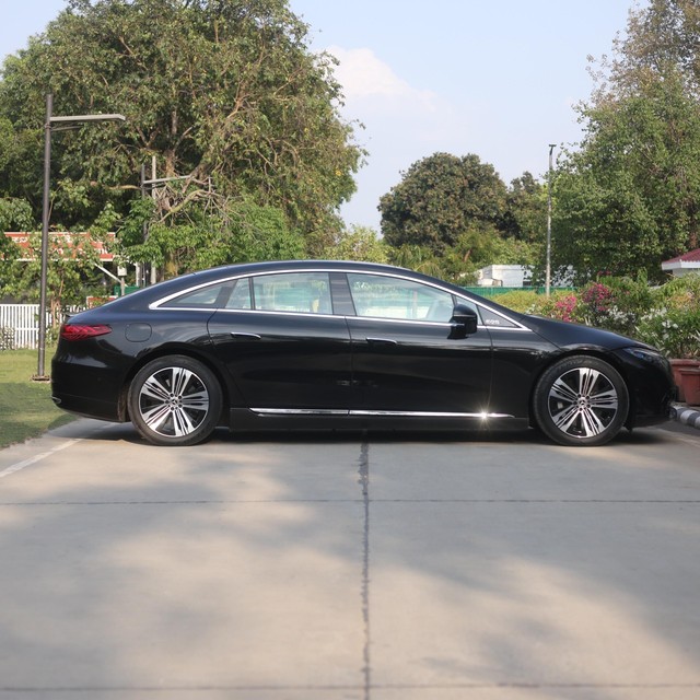 Mercedes-Benz EQS 580 4Matic - Photo 3