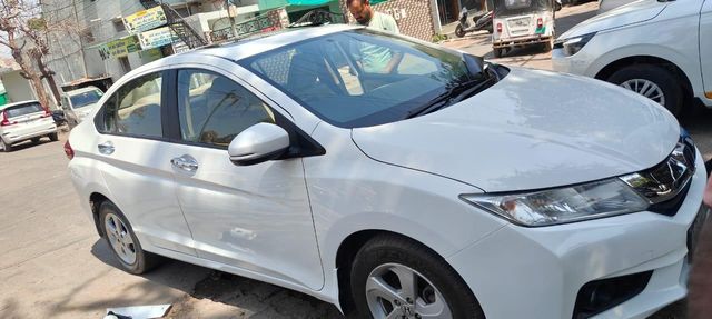 Honda City i VTEC VX Second-hand 2015 Honda City i VTEC VX for sale in Morena