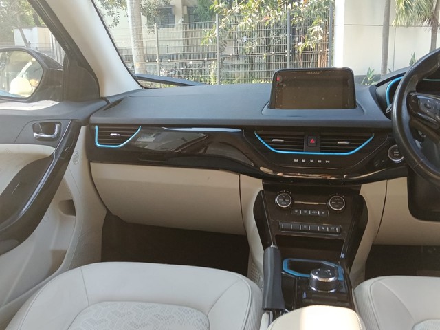 Tata Nexon EV XZ Plus LUX - Photo 7