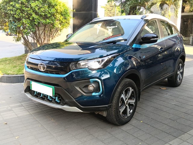 Tata Nexon EV XZ Plus LUX - Photo 6