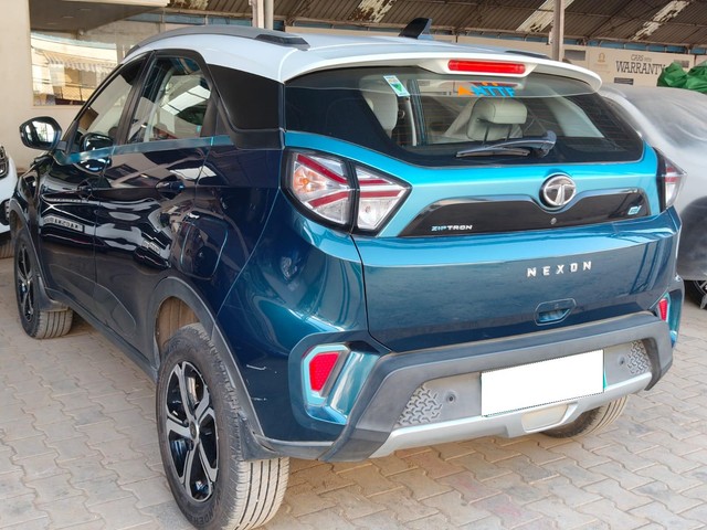 Tata Nexon EV XZ Plus LUX - Photo 6