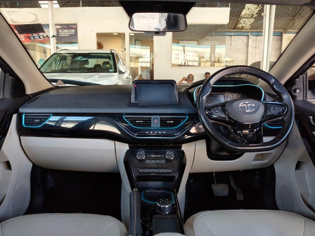 Tata Nexon EV XZ Plus LUX - Photo 8