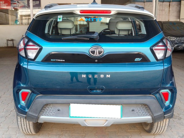 Tata Nexon EV XZ Plus LUX - Photo 5