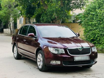 2013 Skoda Superb Elegance 1.8 TSI AT